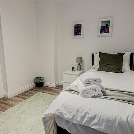 Stunning Three Bedroom Townhouse In The Jewellery Quarter, Birmingham City Centre Sleeps 5- Free Parking Exterior photo