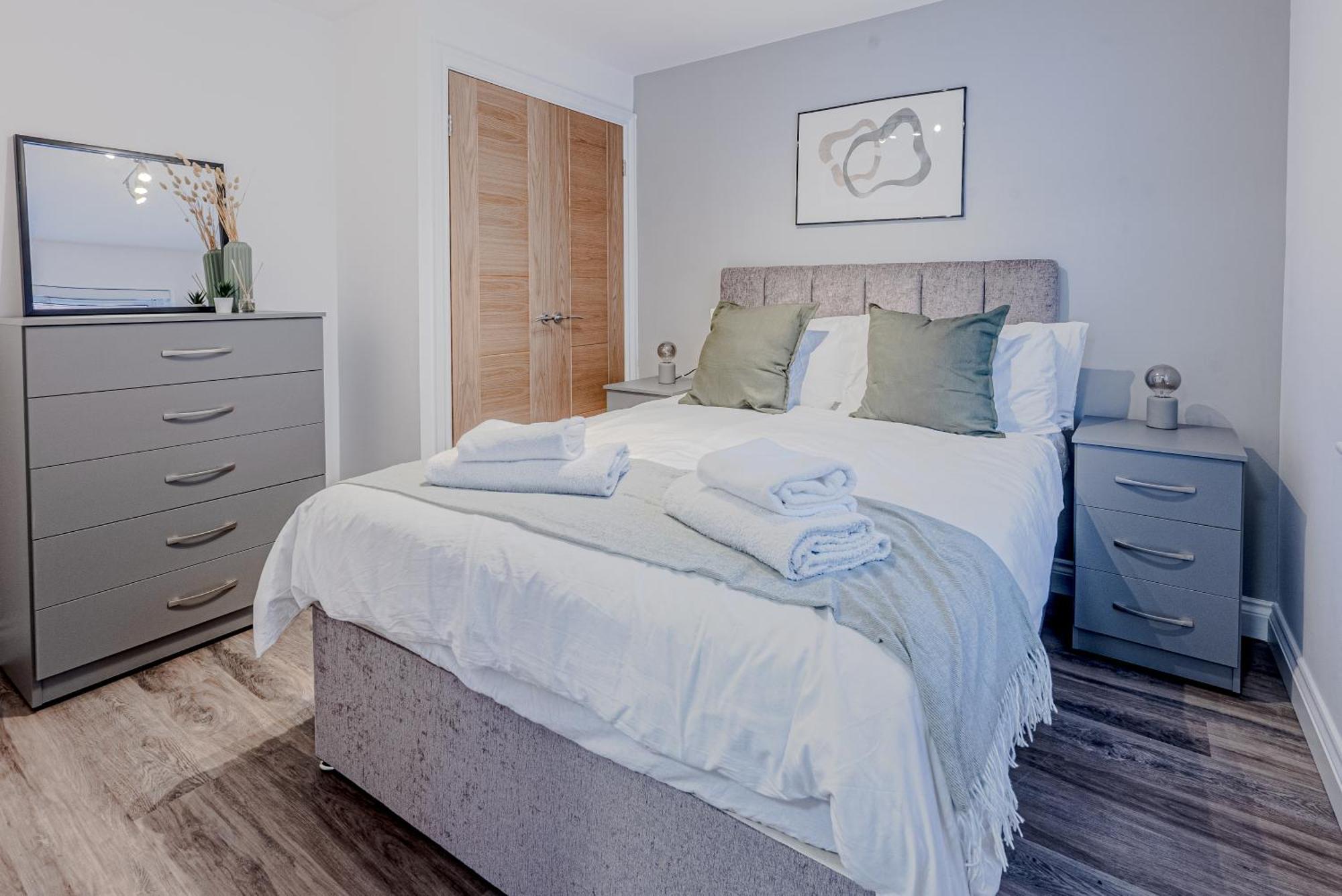 Stunning Three Bedroom Townhouse In The Jewellery Quarter, Birmingham City Centre Sleeps 5- Free Parking Exterior photo