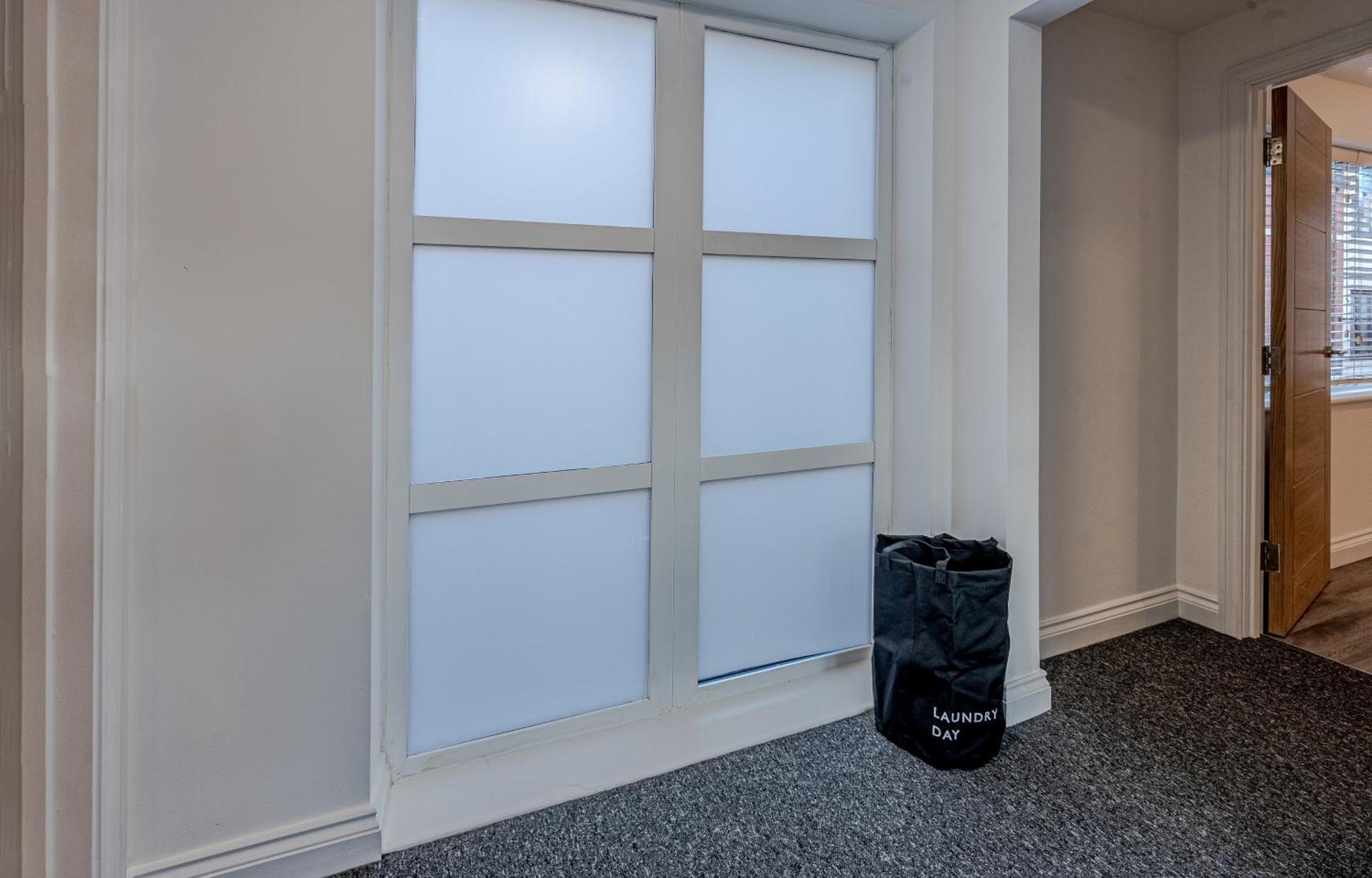 Stunning Three Bedroom Townhouse In The Jewellery Quarter, Birmingham City Centre Sleeps 5- Free Parking Exterior photo